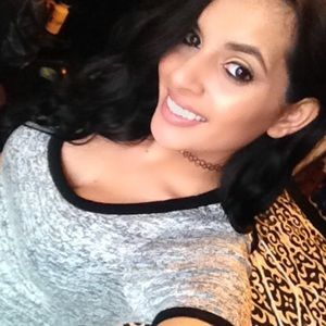 Meet your Posher, Paola